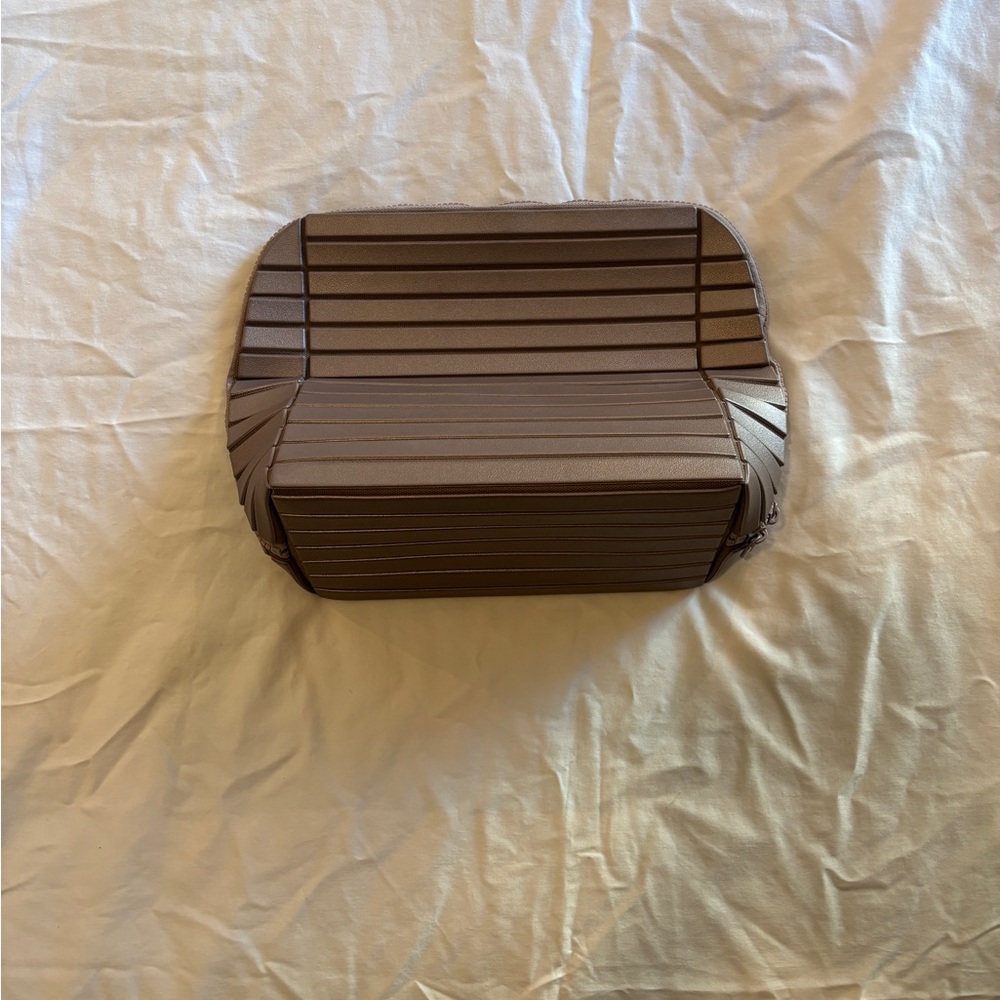 Stylish Brown Travel Bag